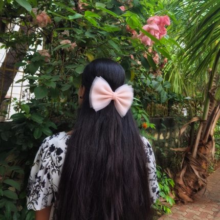 LIGHT PEACH LUXE CLASSIC BOW