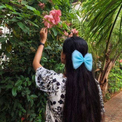 BLUE LUXE CLASSIC BOW